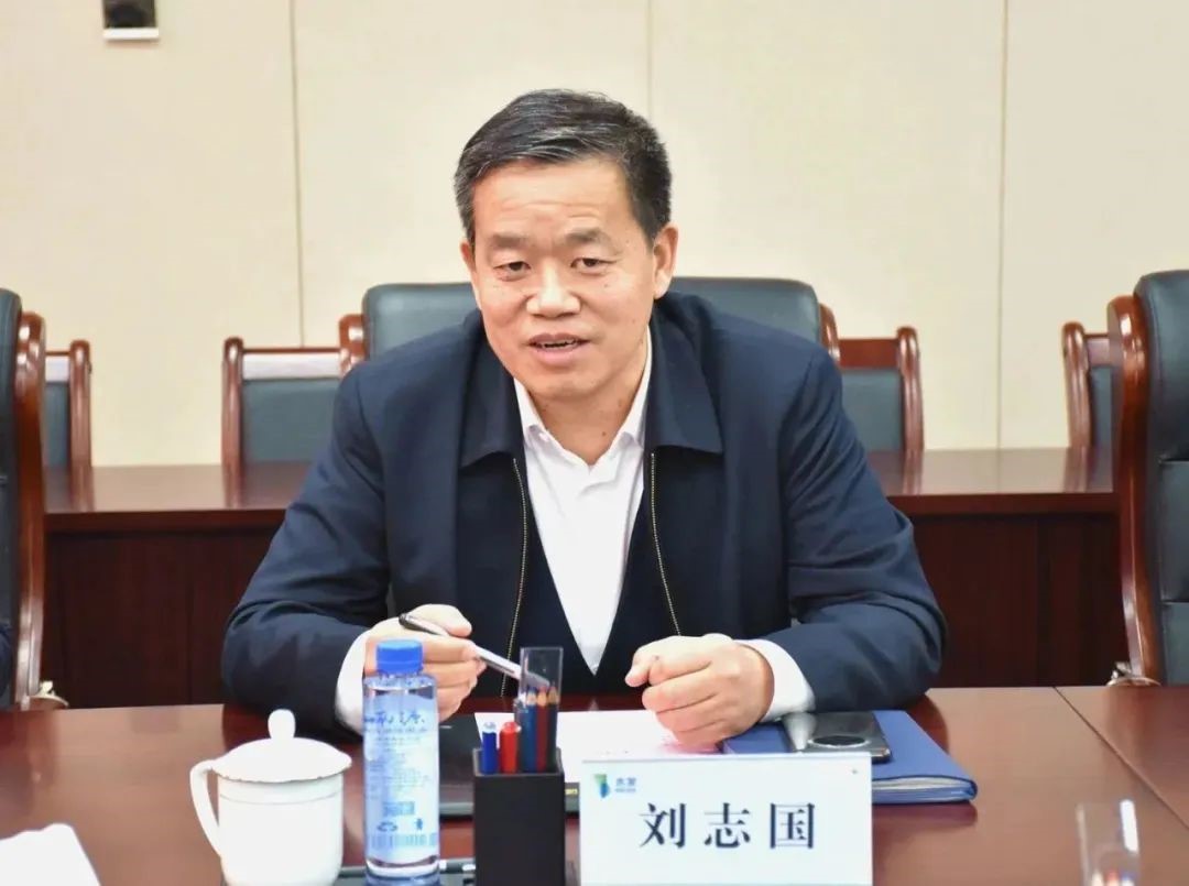 0b2aee8fe21c1645e1737ca7a4e3a01e.jpg 0b2aee8fe21c1645e1737ca7a4e3a01e.jpg